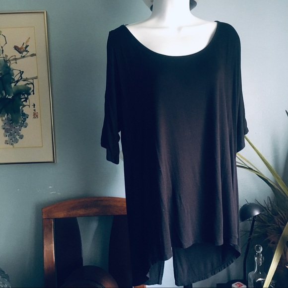 Cable & Gauge women’s top - Picture 2 of 7